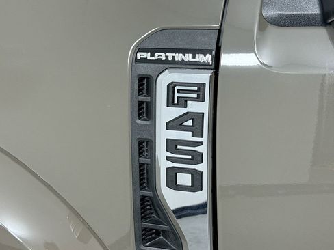 Used 2026 Ford F450 Platinum w/ Platinum Plus Package AWD/4WD image 10