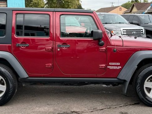 Used 2012 Jeep Wrangler Unlimited Sport AWD/4WD image 2