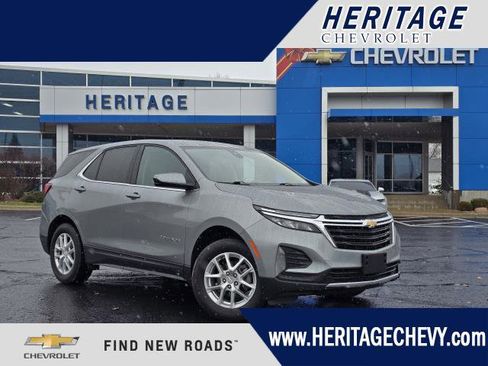 Used 2023 Chevrolet Equinox LT image 1