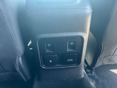 Used 2023 Ford Bronco Wildtrak AWD/4WD image 23