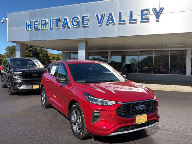 Certified 2023 Ford Escape ST-Line w/ Tech Pack #1 AWD/4WD image 1