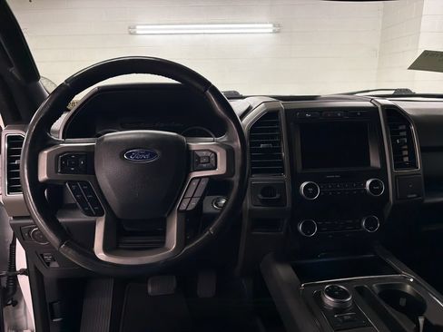 Certified 2021 Ford Expedition XLT RWD image 9