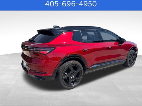 Used 2026 Chevrolet Equinox EV RS FWD image 6