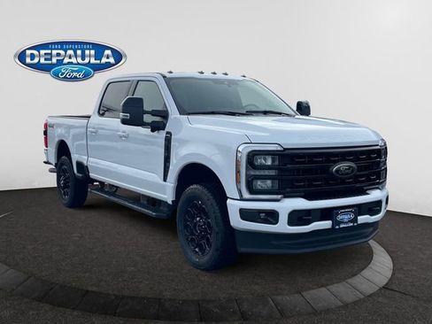 Used 2024 Ford F250 Lariat w/ Black Appearance Package image 9