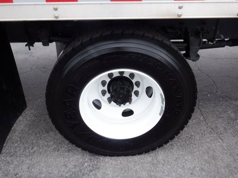 Used 2022 Ford F650 2WD Regular Cab Super Duty image 11