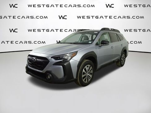 Used 2023 Subaru Outback Premium image 1