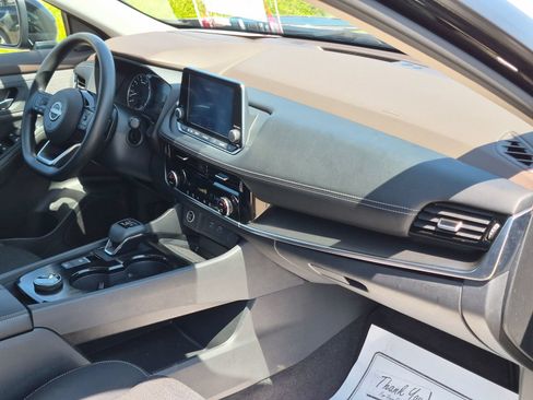 Certified 2022 Nissan Rogue SV AWD/4WD image 31