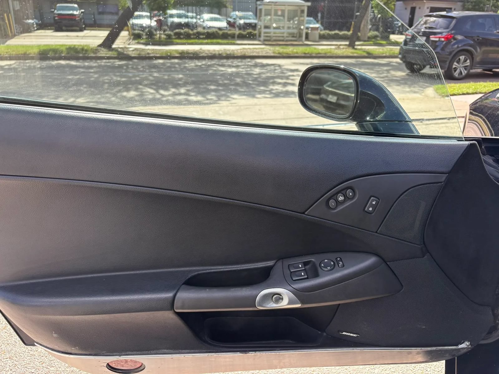 Used 2005 Chevrolet Corvette Convertible w/ Preferred Equipment Group RWD image 13