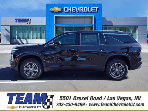 New 2026 Chevrolet Traverse LT w/ LPO, Floor Liner Package FWD image 1