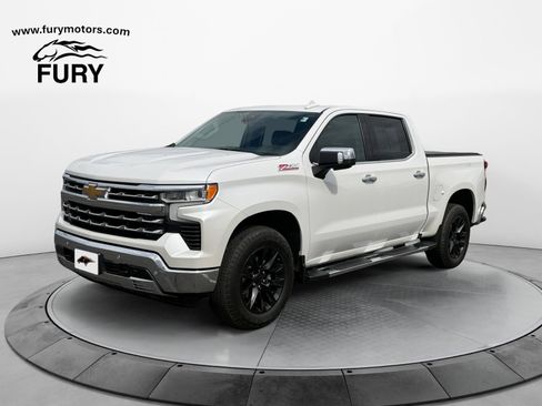 Used 2022 Chevrolet Silverado 1500 LTZ w/ LTZ Premium Package AWD/4WD image 8