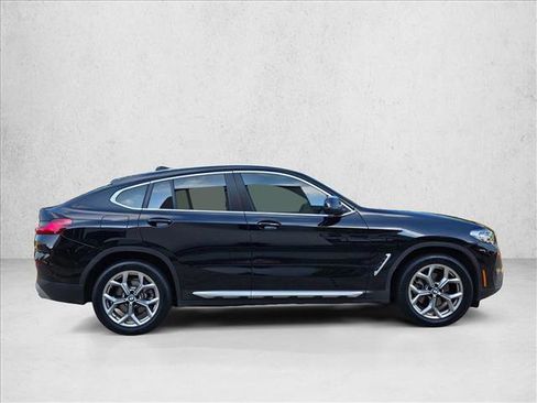 Used 2023 BMW X4 xDrive30i w/ Premium Package AWD/4WD image 4