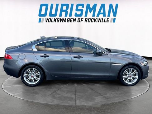 Used 2018 Jaguar XE Premium AWD/4WD image 7