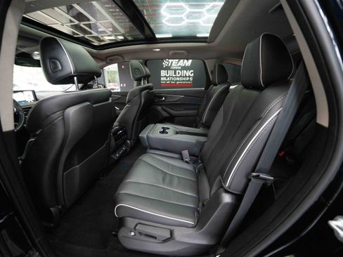 Used 2022 Acura MDX SH-AWD w/ Advance Package image 23