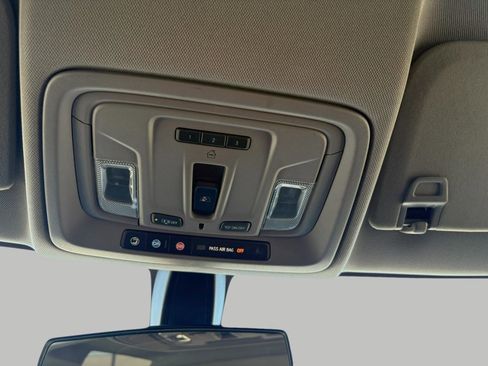 Used 2019 Chevrolet Silverado 1500 RST image 18