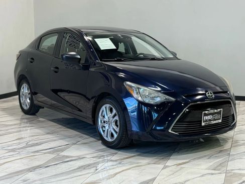 Used 2016 Scion iA image 4