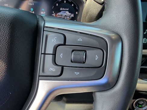 Used 2024 Chevrolet Silverado 1500 LT AWD/4WD image 31