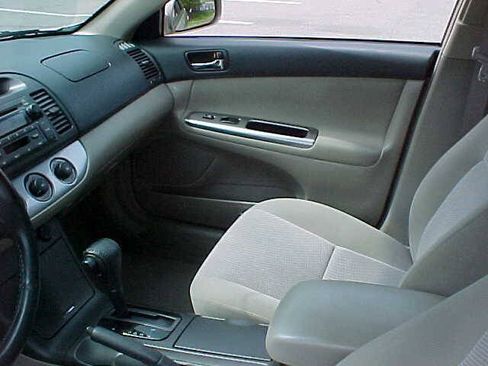 Used 2006 Toyota Camry SE FWD image 23
