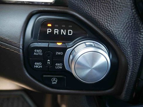 Used 2025 RAM 1500 Limited AWD/4WD image 36