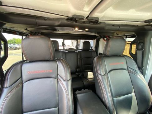 Used 2021 Jeep Gladiator Mojave AWD/4WD image 31