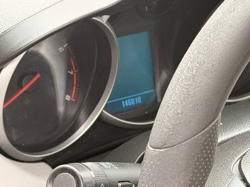 Used 2011 Chevrolet Cruze LT FWD image 14