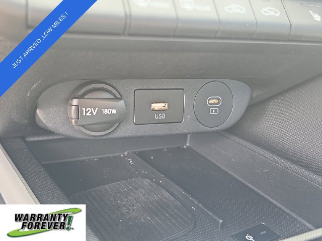 Used 2024 Hyundai Elantra Limited FWD image 27