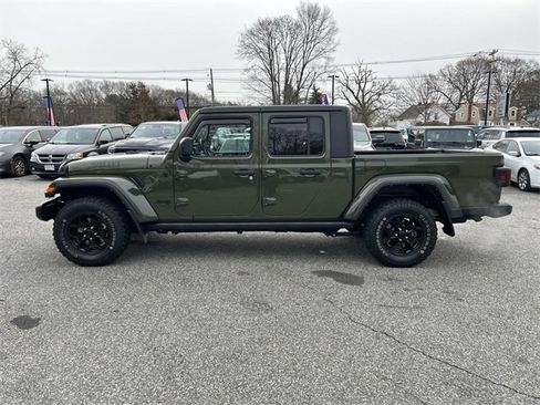 Used 2021 Jeep Gladiator Willys image 6