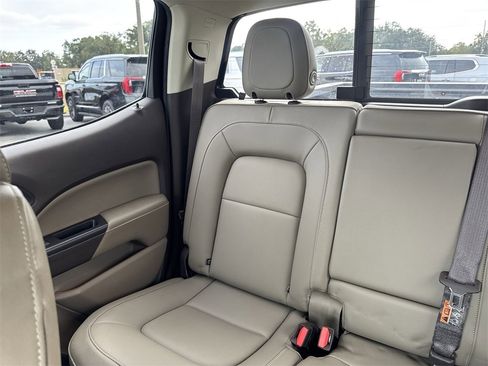 Certified 2019 GMC Canyon SLT w/ Driver Alert Package image 12
