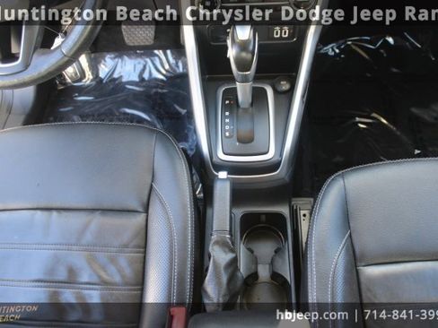 Used 2020 Ford EcoSport Titanium image 15