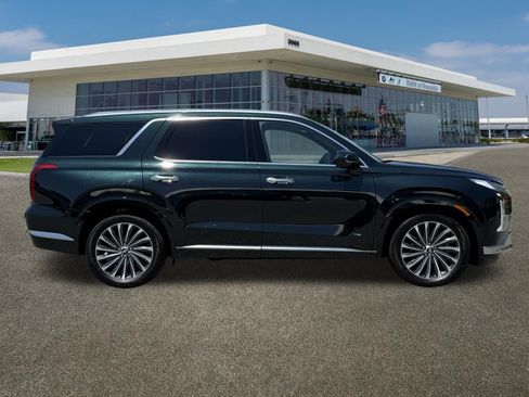 Used 2024 Hyundai Palisade Calligraphy FWD image 12