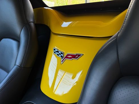 Used 2007 Chevrolet Corvette Convertible w/ Preferred Equipment Group image 36