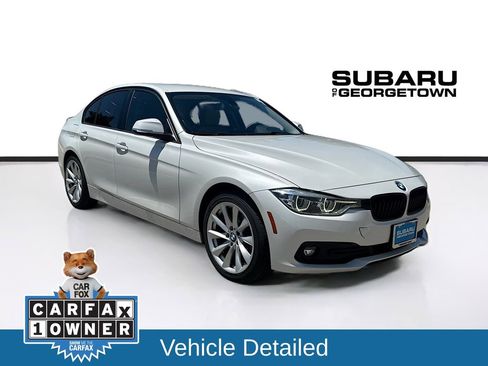 Used 2018 BMW 320i Sedan RWD image 1