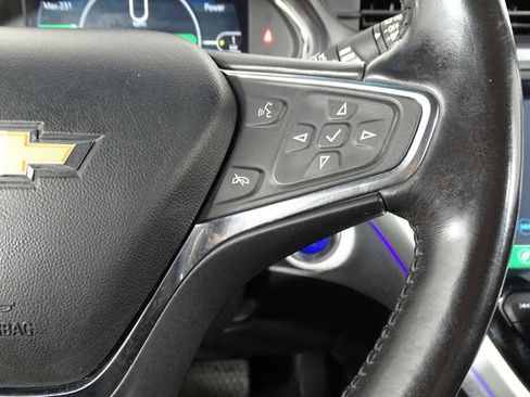 Used 2020 Chevrolet Bolt Premier w/ Infotainment Package image 27