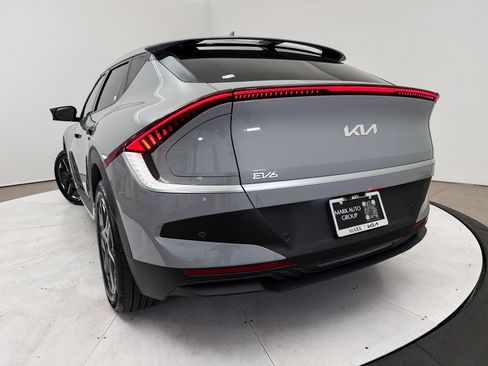 Used 2025 Kia EV6 Light RWD image 9