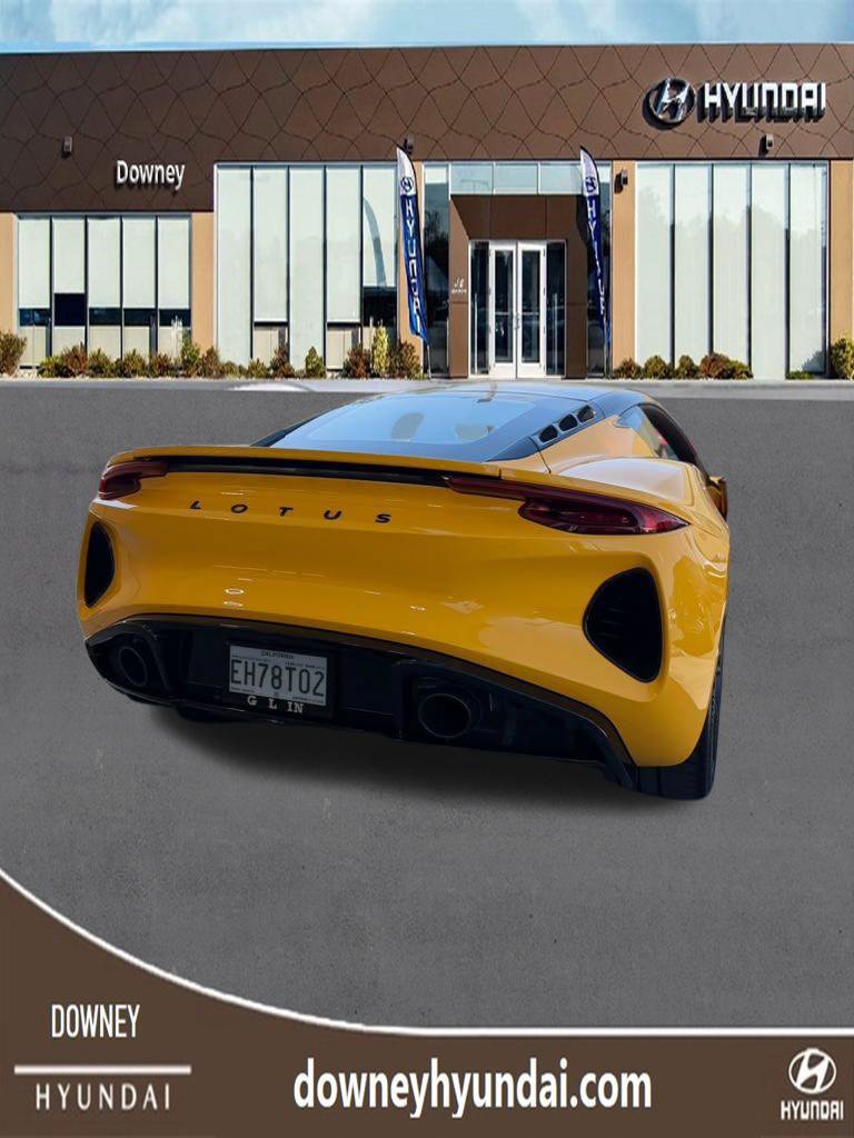 Used 2025 Lotus Emira RWD image 3