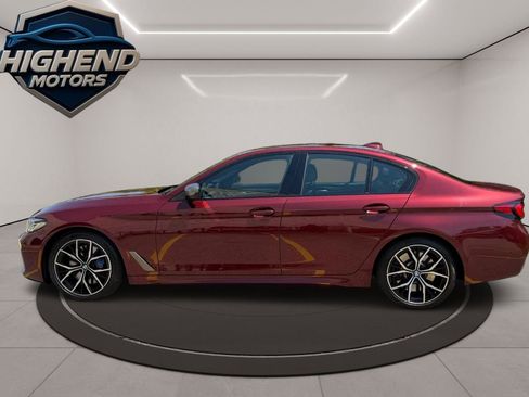Used 2022 BMW M550i xDrive AWD/4WD image 3