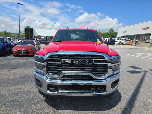 Used 2026 RAM 2500 Big Horn AWD/4WD image 8