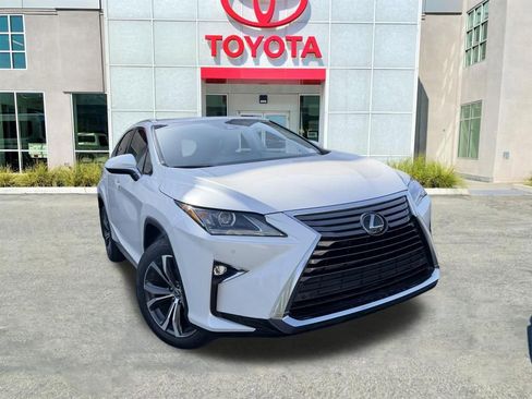 Used 2019 Lexus RX 350 FWD w/ Navigation Package image 2