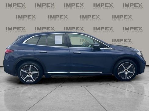 Used 2023 Mercedes-Benz EQE 500 4MATIC SUV w/ Exclusive Trim Package image 6