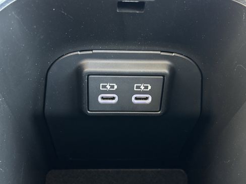 Used 2024 Toyota RAV4 Limited w/ Advanced Technology Package image 35