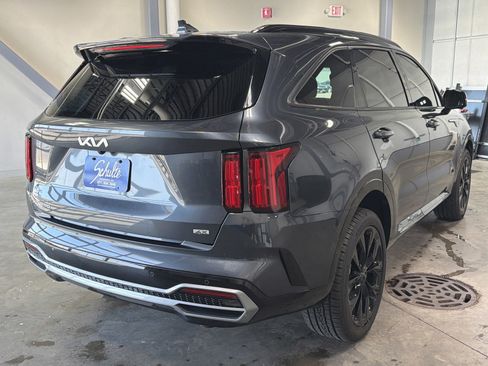 Used 2023 Kia Sorento SX image 7