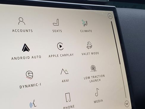 New 2026 Land Rover Range Rover Velar Dynamic SE image 25