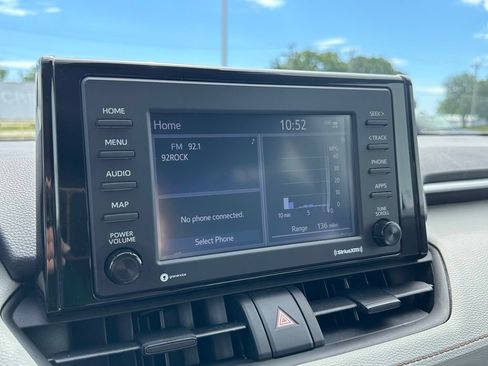Used 2022 Toyota RAV4 XLE w/ XLE Grade Weather Package AWD/4WD image 33