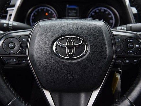 Used 2024 Toyota Camry SE image 17