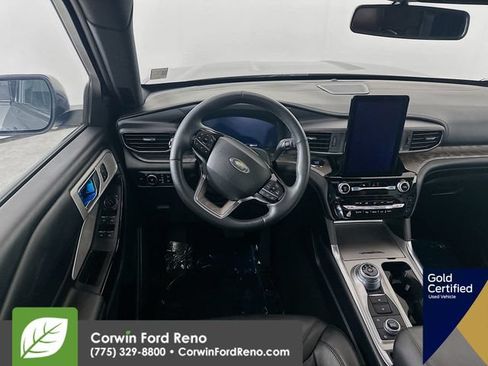 Used 2024 Ford Explorer Platinum w/ Technology Package AWD/4WD image 28