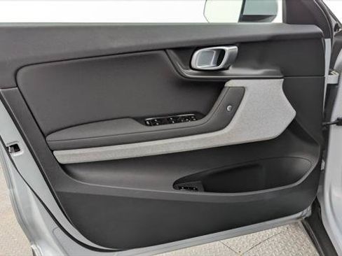 Used 2023 Polestar Polestar 2 w/ Pilot Pack FWD image 12