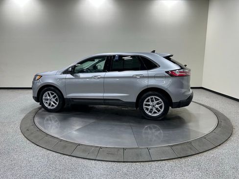 Certified 2022 Ford Edge SEL w/ Convenience Package AWD/4WD image 10