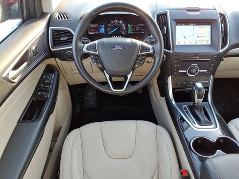 Used 2016 Ford Edge Titanium w/ Technology Package image 13
