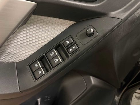 Used 2018 Subaru Forester 2.5i Premium AWD/4WD image 21