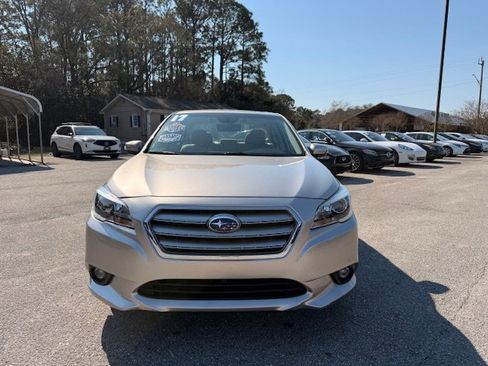 Used 2017 Subaru Legacy 2.5i Limited image 2