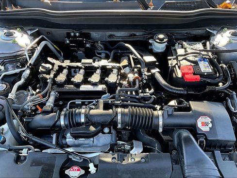 Used 2018 Honda Accord Sport image 22